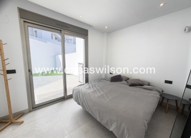 Sale - Villa - Villamartin - Villamartín