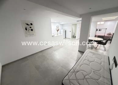 Sale - Villa - Villamartin - Villamartín