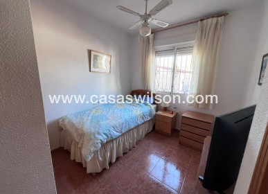 Sale - House - Entre Naranjo - Vistabella Golf