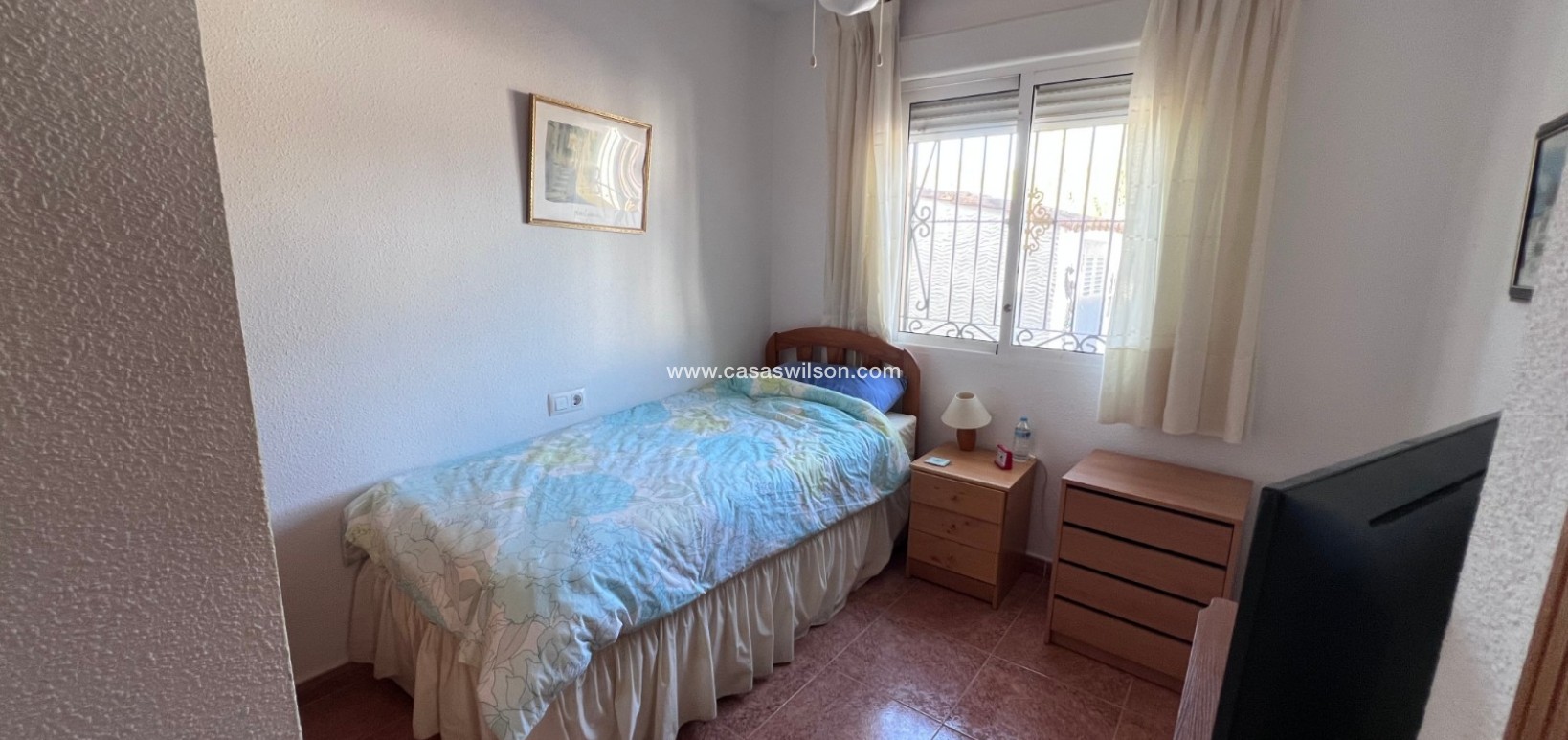 Sale - House - Entre Naranjo - Vistabella Golf