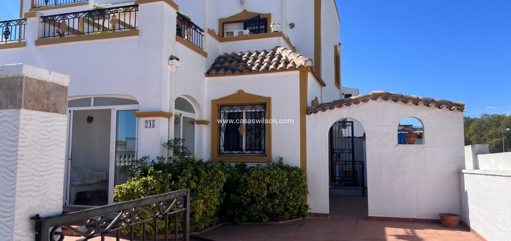 Sale - House - Entre Naranjo - Vistabella Golf