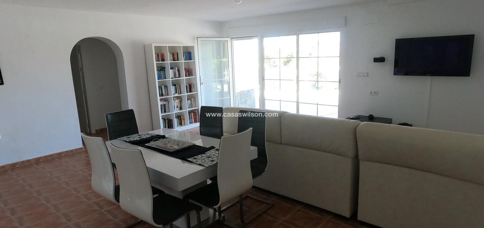 Sale - Villa - Algorfa
