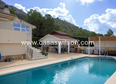 Sale - Villa - Detached - La Zarza