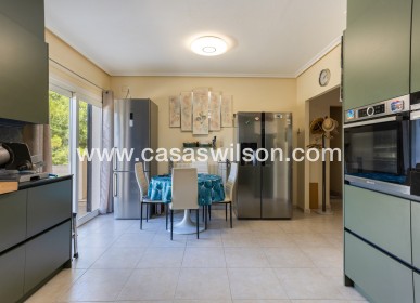 Sale - Villa - Detached - La Zarza