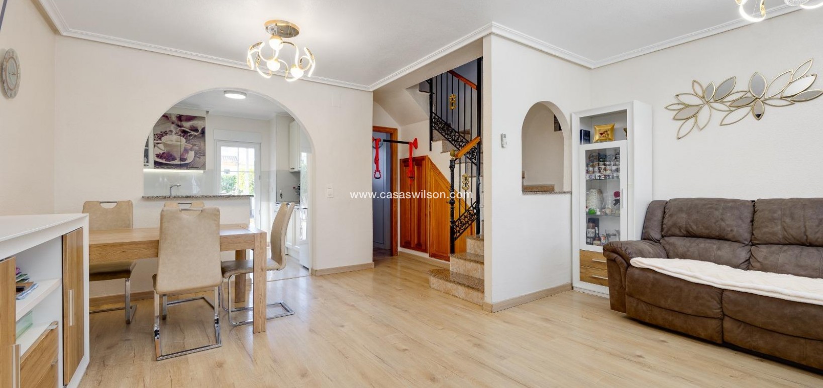 Venta - Adosado - Torrevieja - Aguas Nuevas