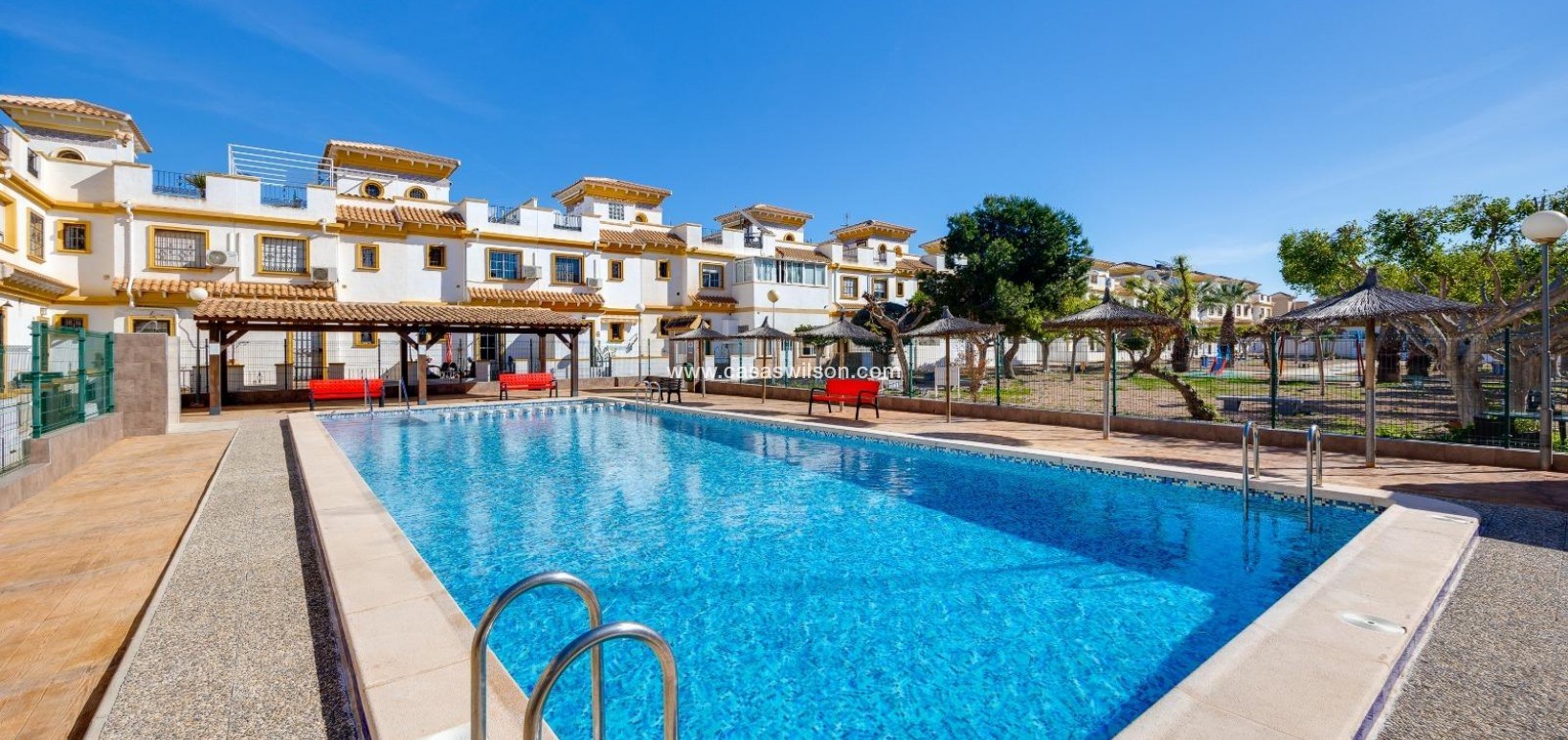 Venta - Adosado - Torrevieja - Aguas Nuevas