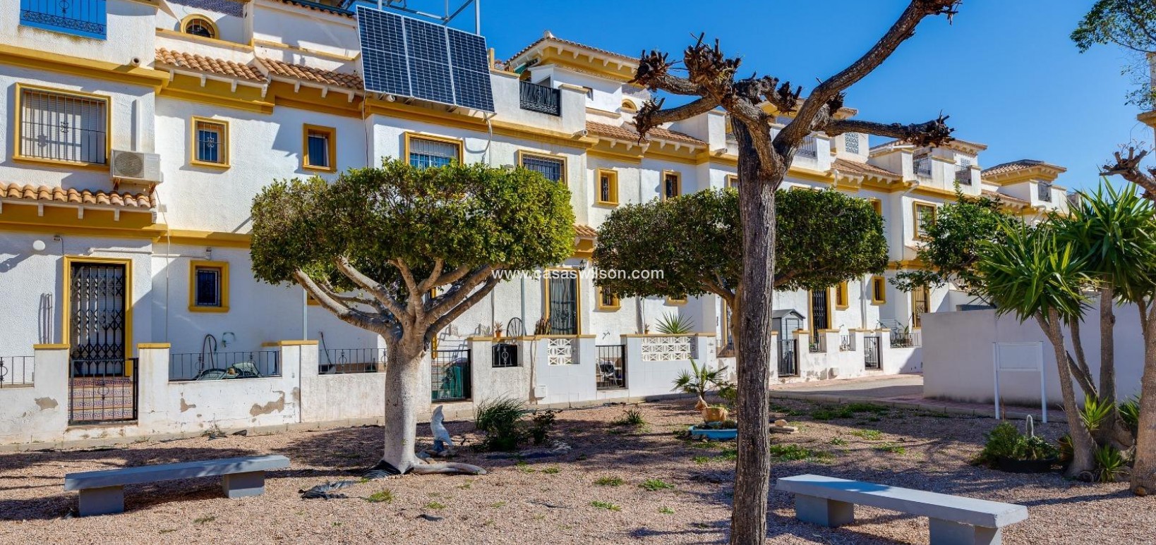 Venta - Adosado - Torrevieja - Aguas Nuevas