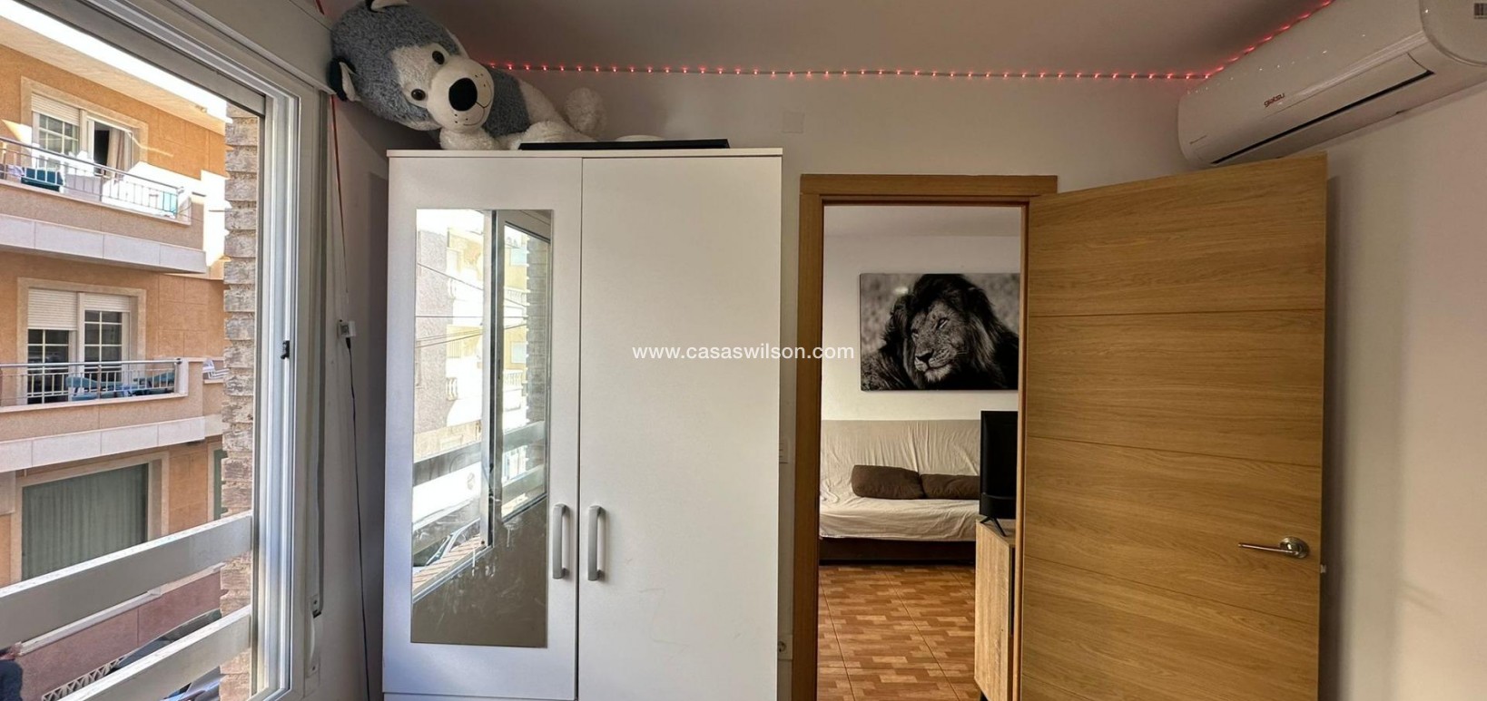 Sale - Apartment - Torrevieja - La Mata pueblo