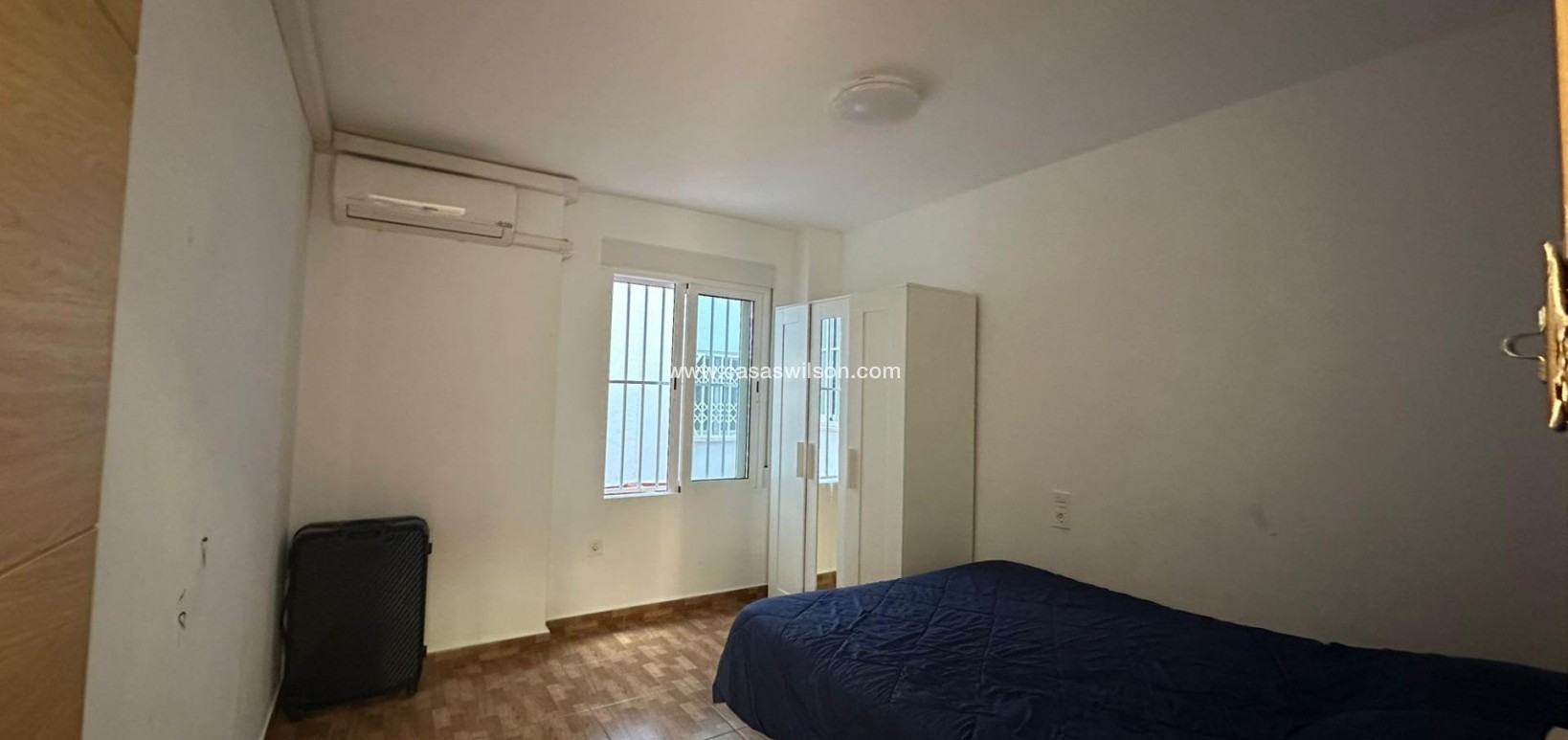 Sale - Apartment - Torrevieja - La Mata pueblo