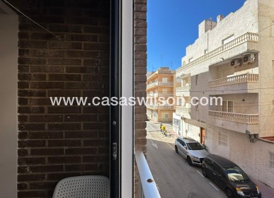 Sale - Apartment - Torrevieja - La Mata pueblo