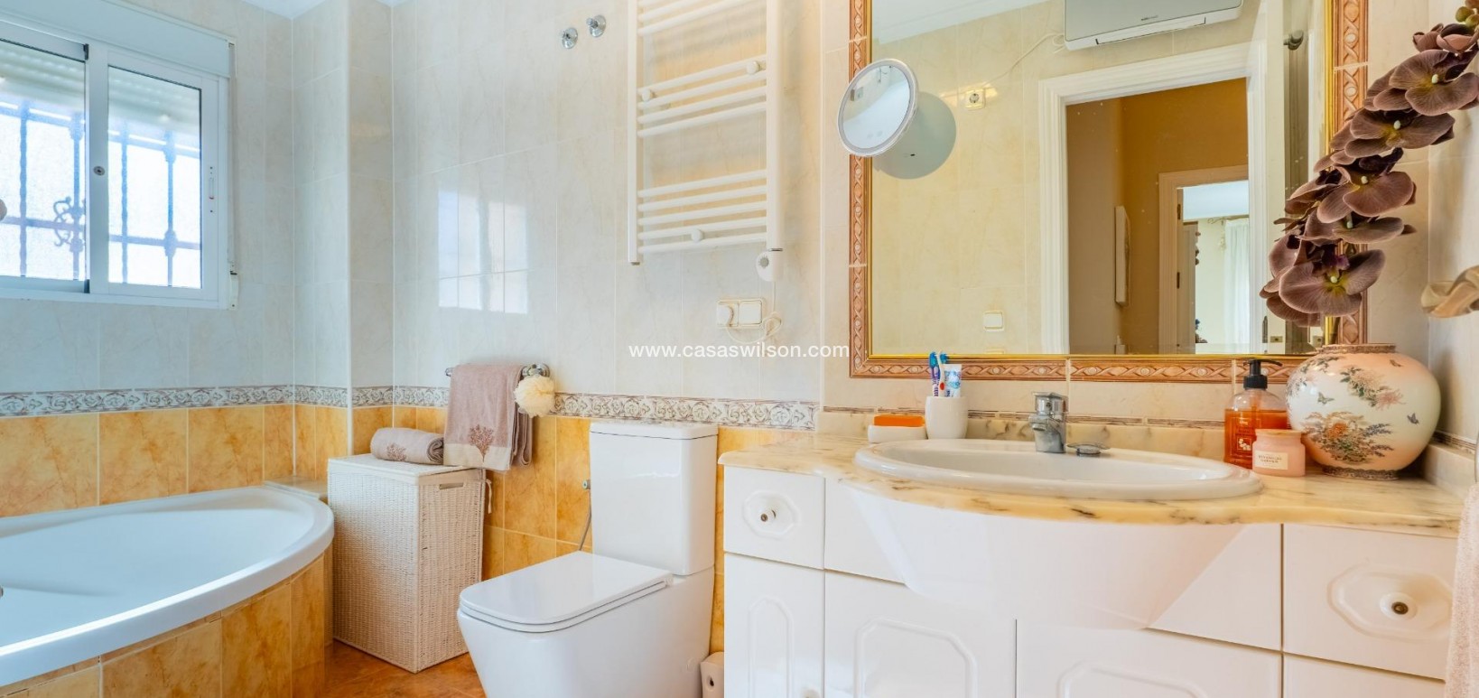 Venta - Apartamento - Orihuela Costa - La Regia