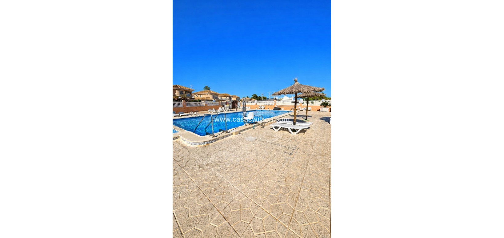 Sale - Bungalow - Torrevieja - Costa Blanca