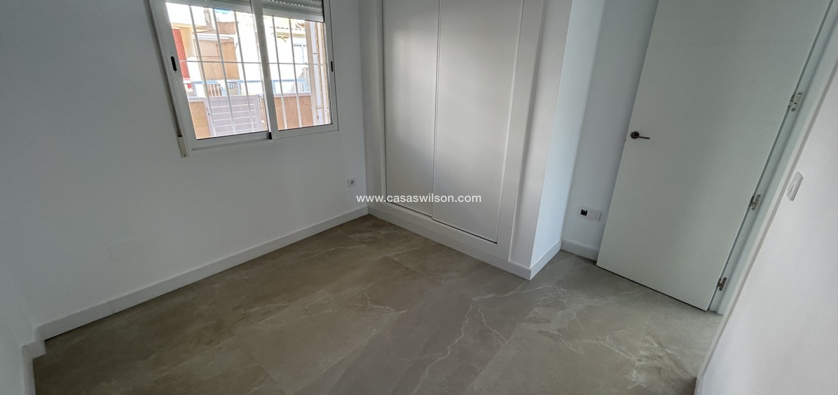 Venta - Apartamento - Pilar de la Horadada - Costa Blanca