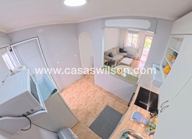 Sale - Bungalow - Torrevieja - El Limonar