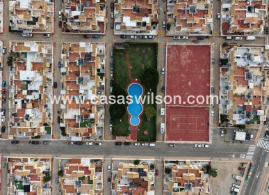 Sale - Bungalow - Torrevieja - El Limonar