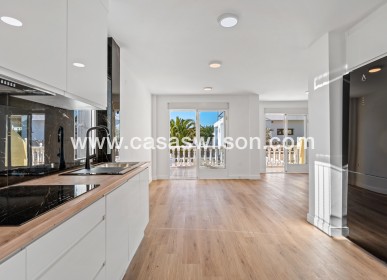 Venta - Chalet - Benimar