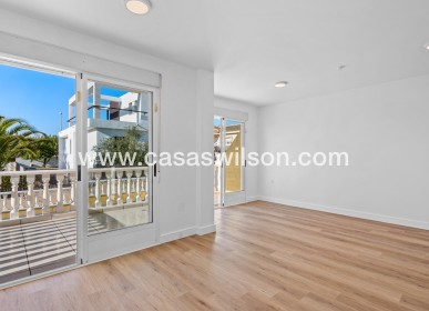 Venta - Chalet - Benimar