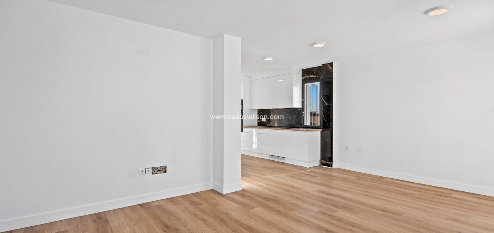 Venta - Chalet - Benimar