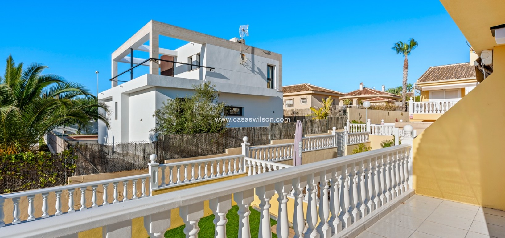 Venta - Chalet - Benimar