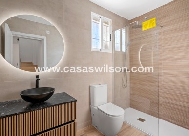 Venta - Chalet - Benimar