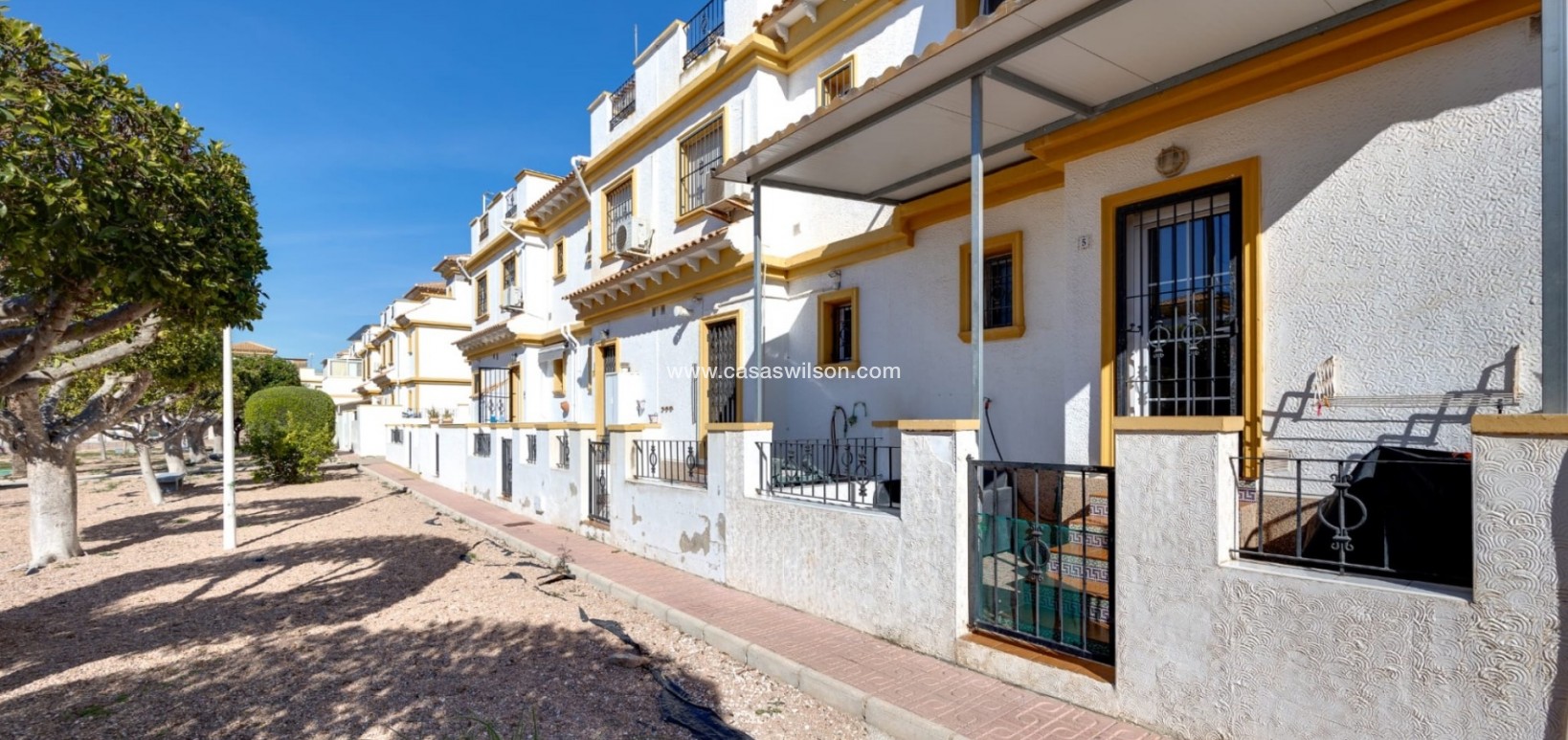 Sale - Townhouse - Torrevieja
