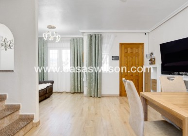 Sale - Townhouse - Torrevieja - Costa Blanca