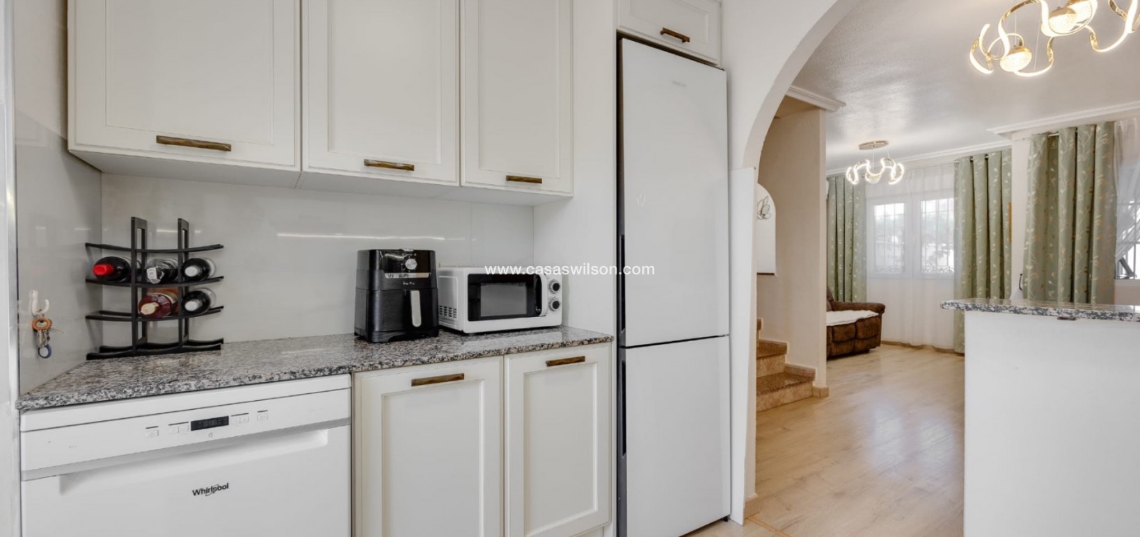 Sale - Townhouse - Torrevieja - Costa Blanca