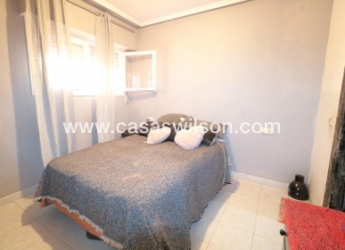 Sale - Apartment - Torrevieja - El molino