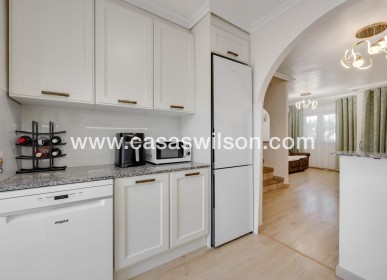 Sale - Townhouse - Torrevieja - Parque Las Naciones