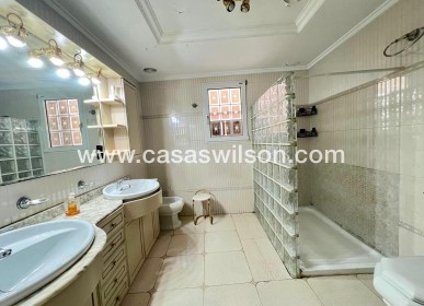 Venta - Apartamento - Torrevieja - Centro