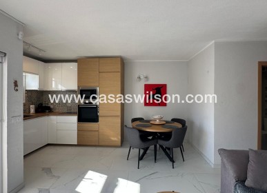 Sale - Bungalow - Torrevieja - Los Balcones