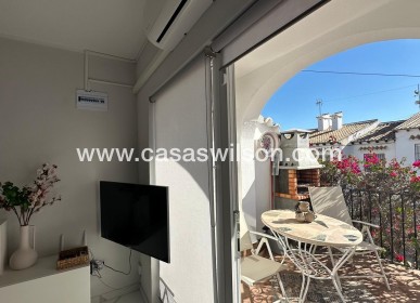 Sale - Bungalow - Torrevieja - Los Balcones