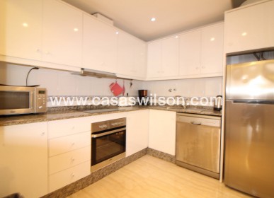 Sale - Apartment - Torrevieja - Centro