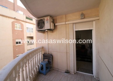 Sale - Apartment - Torrevieja - Centro