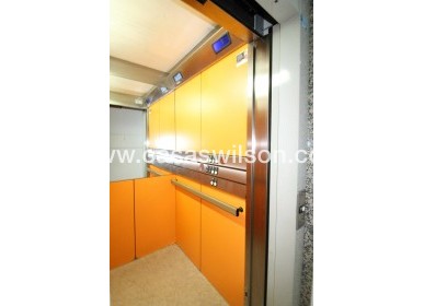 Sale - Apartment - Torrevieja - Centro