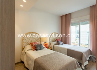 Nueva construcción  - Chalet - Algorfa - La Finca Golf