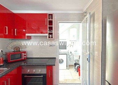 Sale - Bungalow - Orihuela Costa - La Zenia