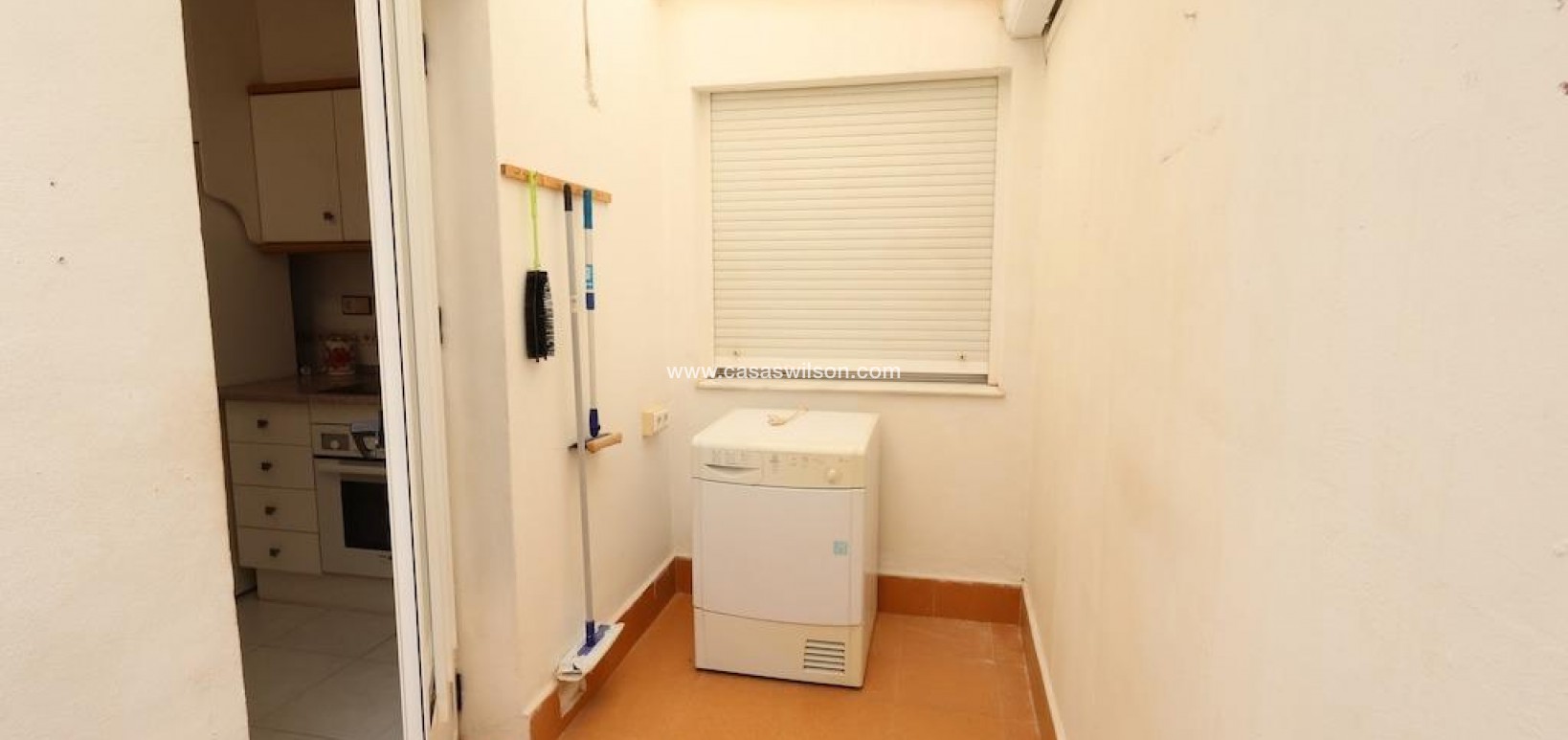 Sale - Bungalow - Torrevieja - Costa Blanca