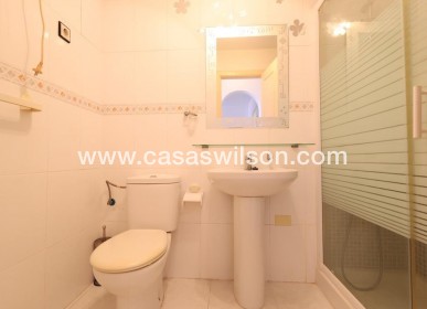 Sale - Bungalow - Torrevieja - Costa Blanca