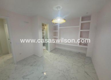 Sale - Apartment - Torrevieja - Costa Blanca