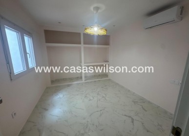 Sale - Apartment - Torrevieja - Costa Blanca