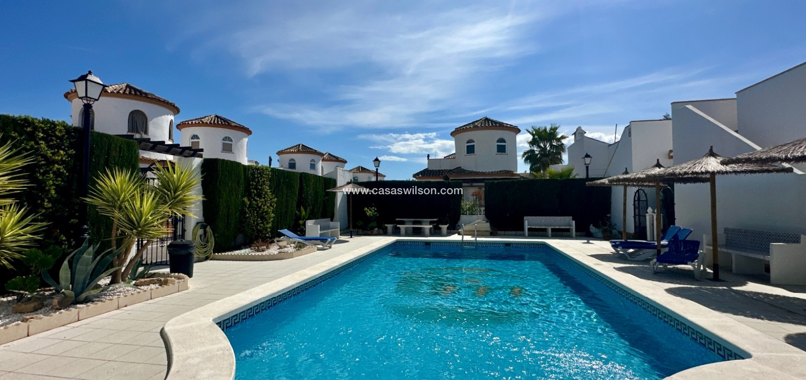 Sale - Villa - Guardamar del Segura - El Raso