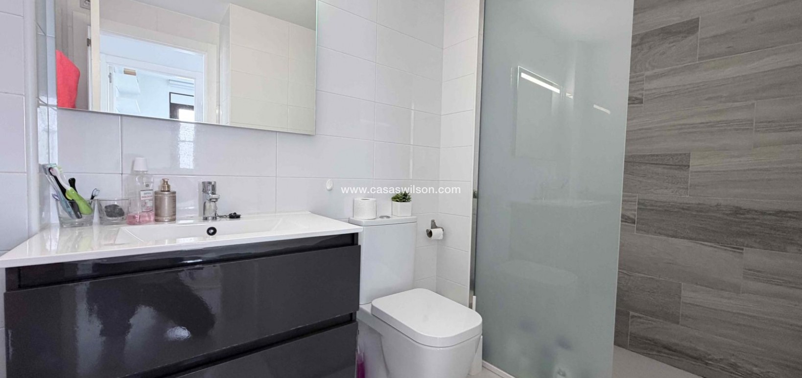 Sale - Townhouse - Cabo Roig - Costa Blanca