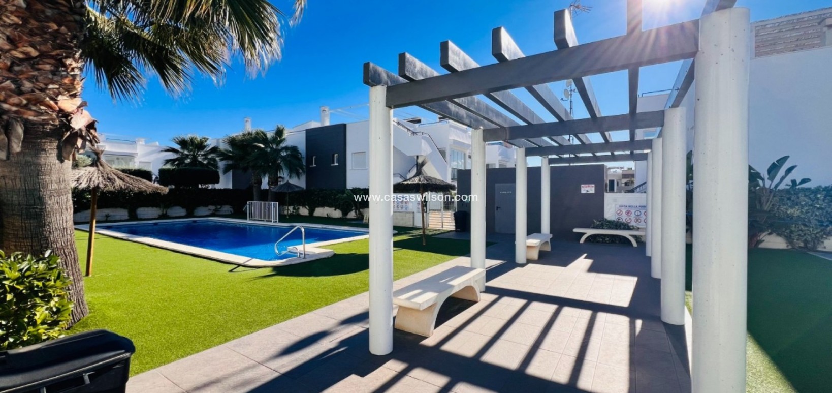 Sale - Bungalow - Torrevieja - Aguas Nuevas