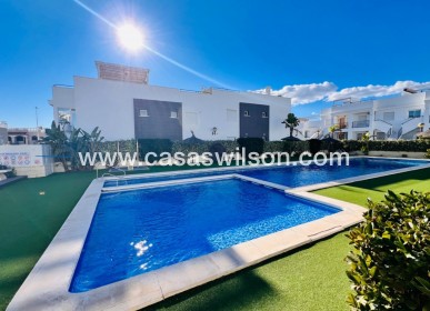 Sale - Bungalow - Torrevieja - Aguas Nuevas