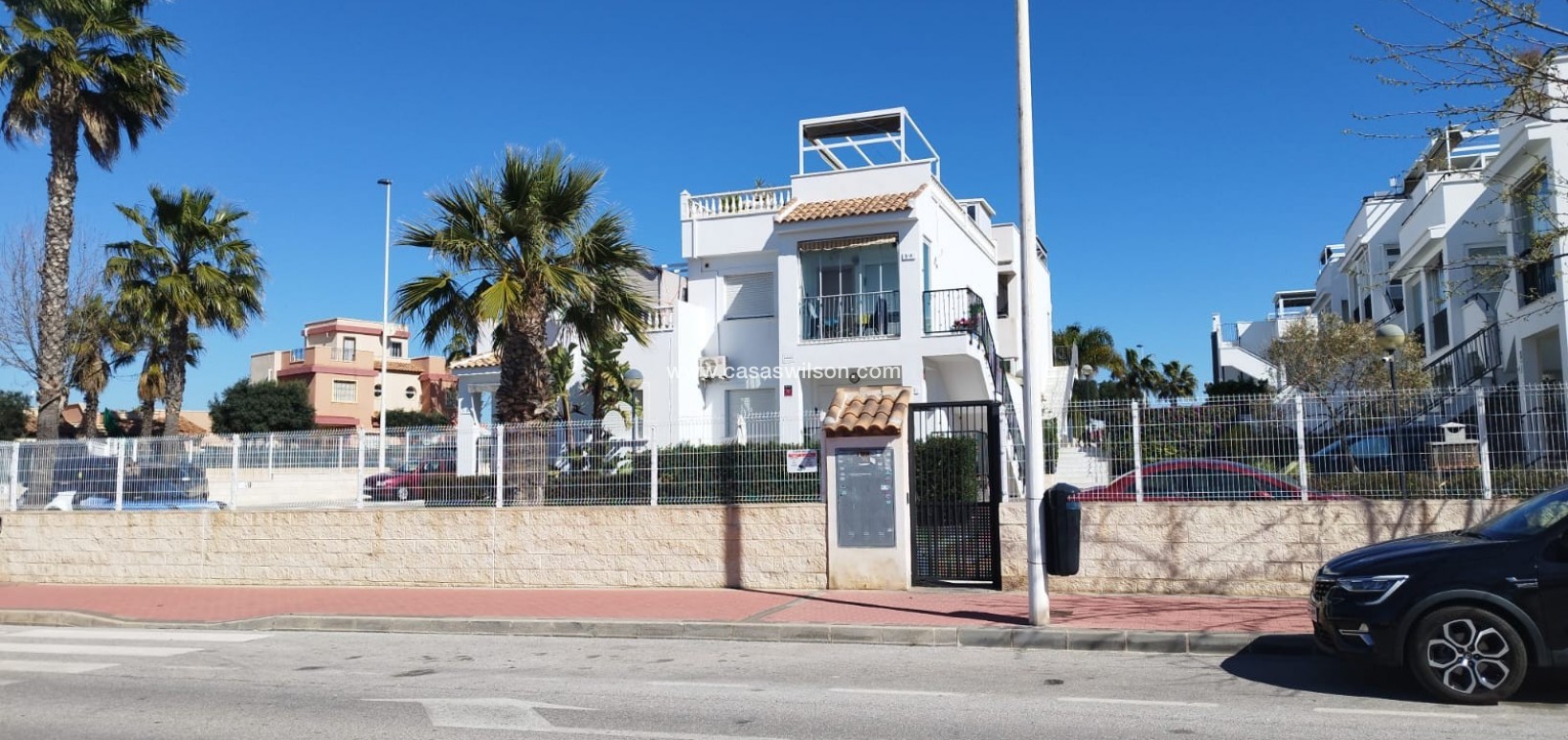 Sale - Bungalow - Torrevieja - Aguas Nuevas