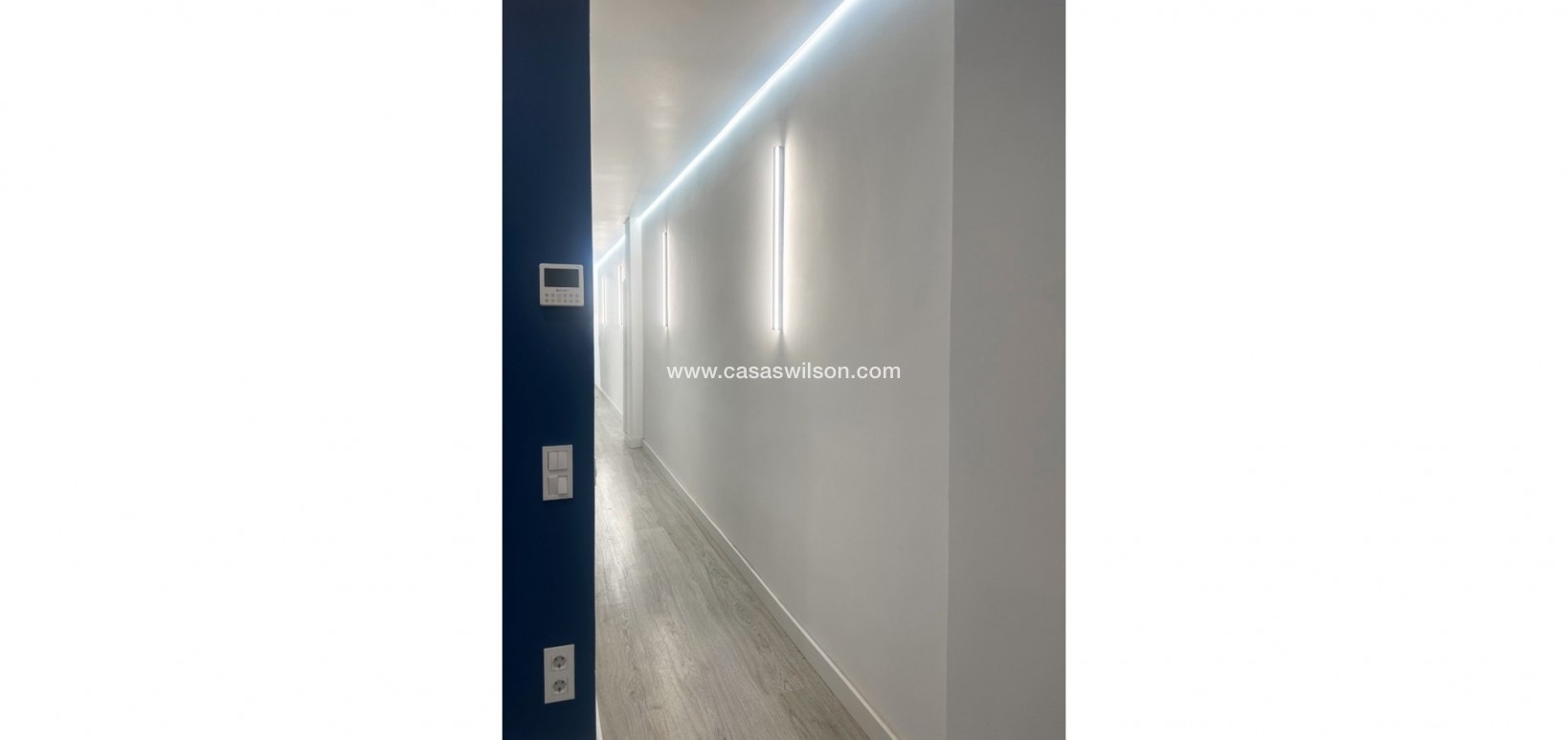 Sale - Apartment - Torrevieja - Costa Blanca