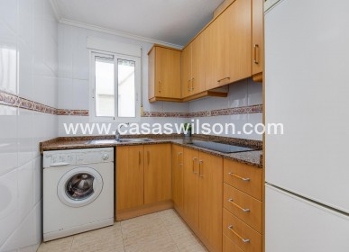 Sale - Apartment - Torrevieja - Estacion De Autobuses