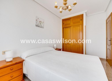 Sale - Apartment - Torrevieja - Estacion De Autobuses