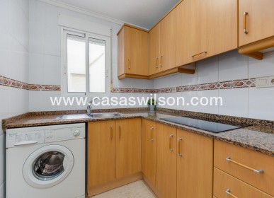 Sale - Apartment - Torrevieja - Estacion De Autobuses